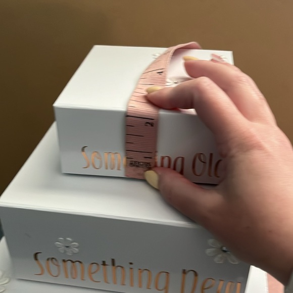 Bridal Shower Gift Box Tower - Picture 11 of 11